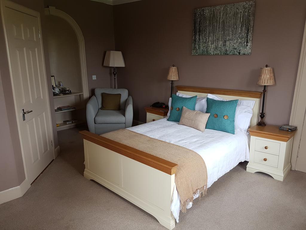 The Wheatsheaf Hotel And Restaurant Swinton  Kültér fotó